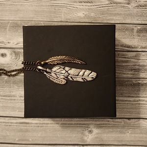 Feather necklace